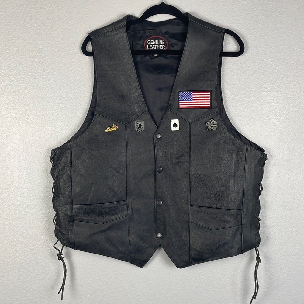 Genuine black Leather vest mens size 48 side lace strings Bike week pins patches